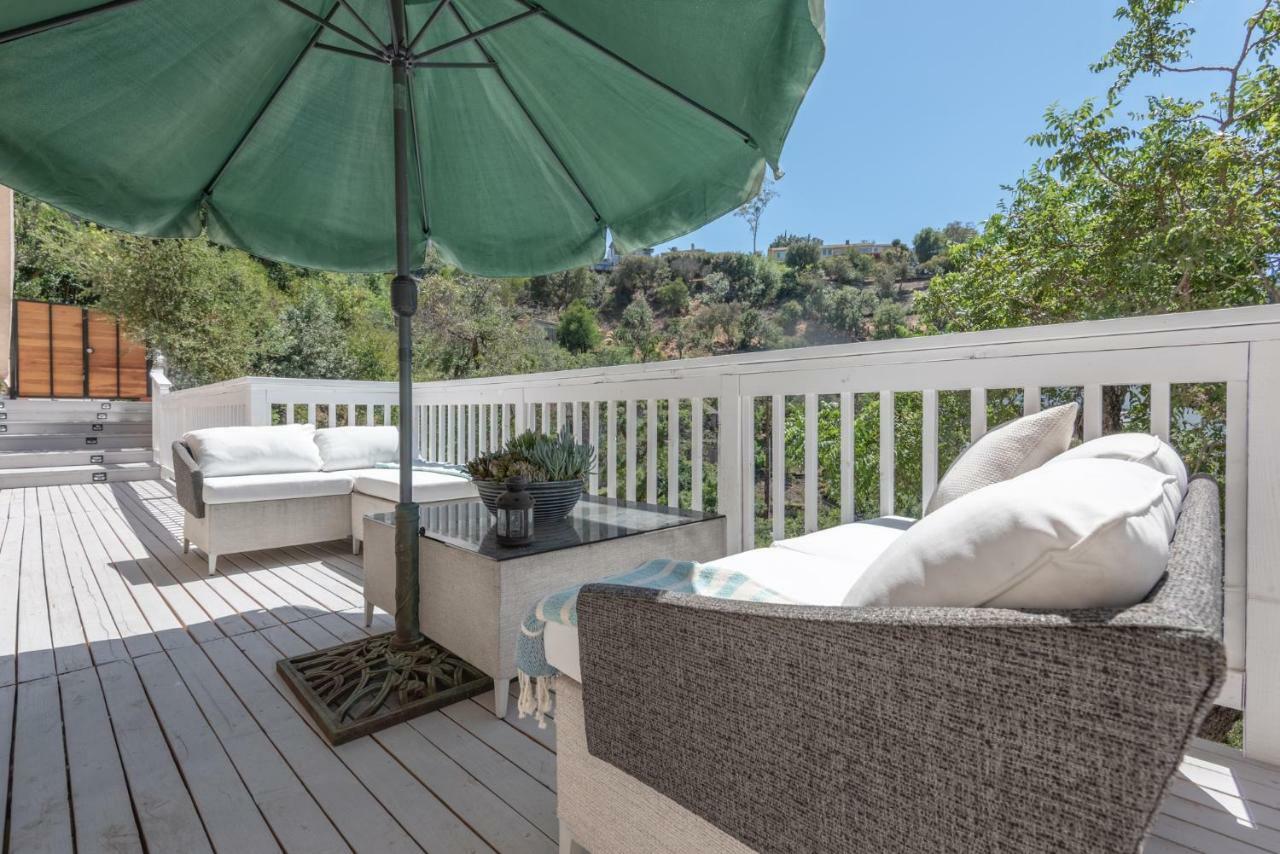 Modern Guest House Nestled In The Hollywood Hills With Huge Deck And Wow Views! Los Angeles Eksteriør bilde